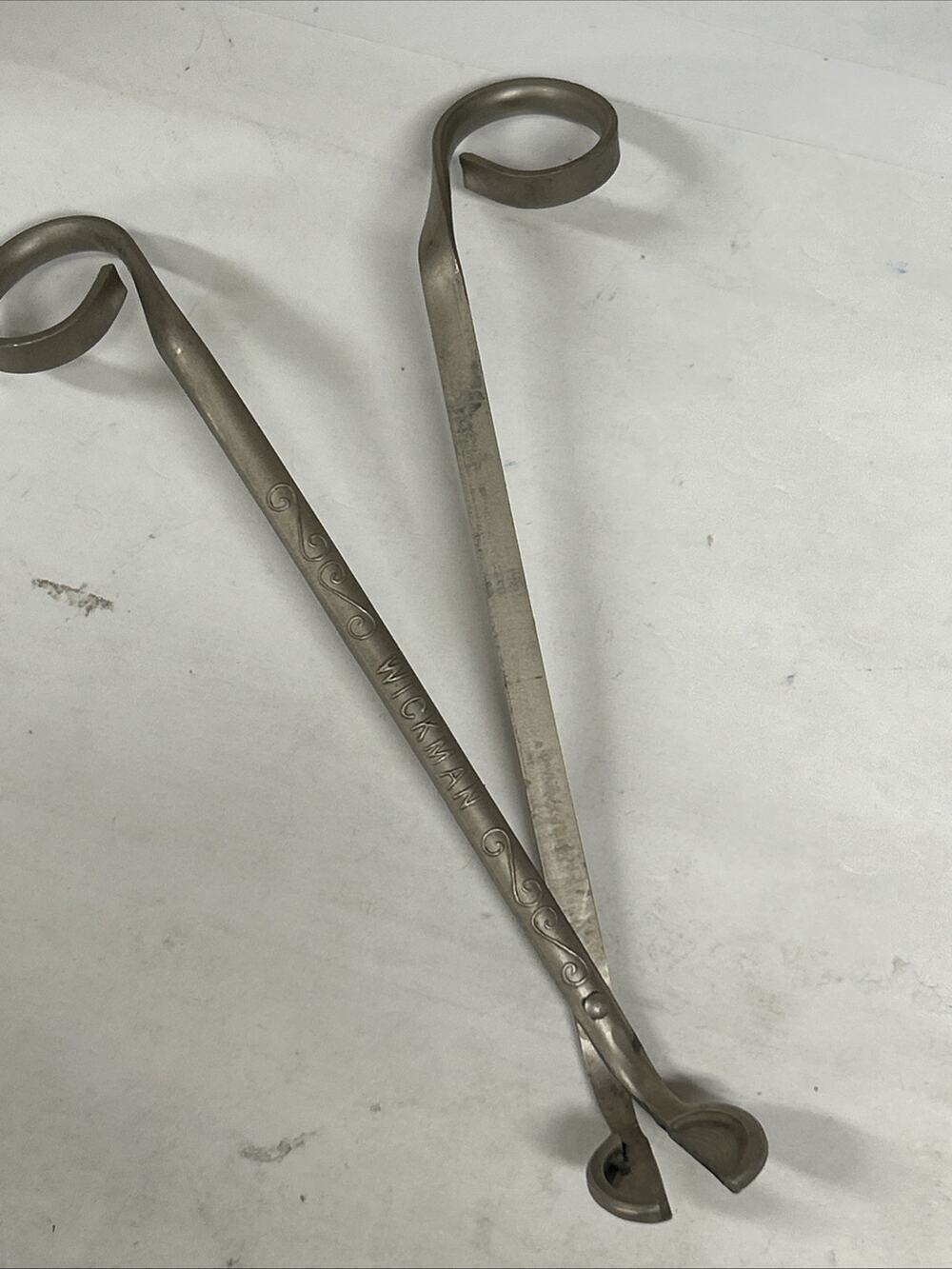 Wickman Vintage Scrolled Handle Candle Wick Trimmer Silver Tone Scissors